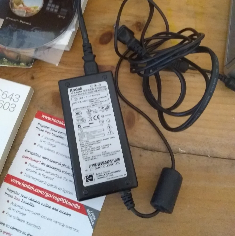 Kodak Easy Share C643 Printer Dock & Digital Camera Bundle
